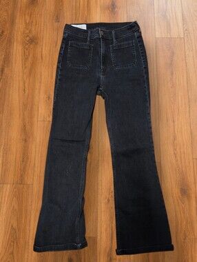 GAP ‘70s High Rise Flare Jeans • Size 27/4